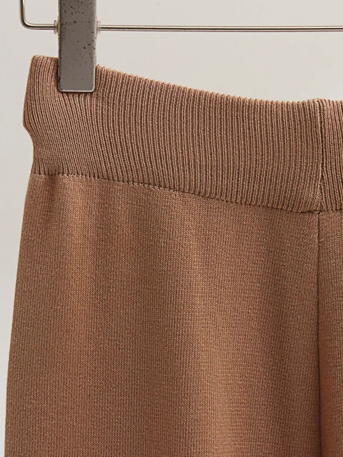 Conjunto Tricô Listrado Gola Alta e Calça Tarcila