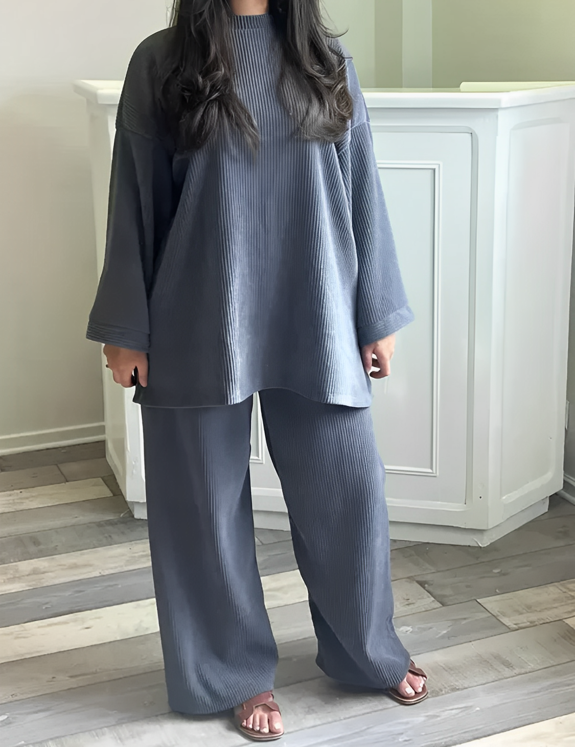 Conjunto Feminino Veludo Cotelê Oversized com Calça Wide Leg Indira