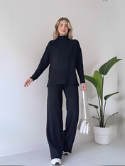 Conjunto Grace em Tricô Canelado com Suéter Mullet e Pantalona