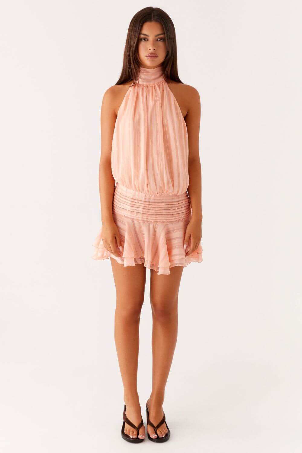 Vestido Amalfi Curto Acetinado com Gola Alta Drapeada