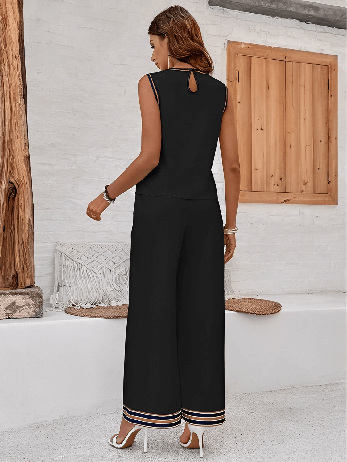 Conjunto Melody Alfaiataria com Regata Listrada e Calça Wide Leg