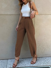 Calça Ester Alfaiataria Slim com Pregas e Cinto