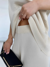 Conjunto Listrado Emilia em Viscose com Blusa Manga Curta e Calça Wide Leg