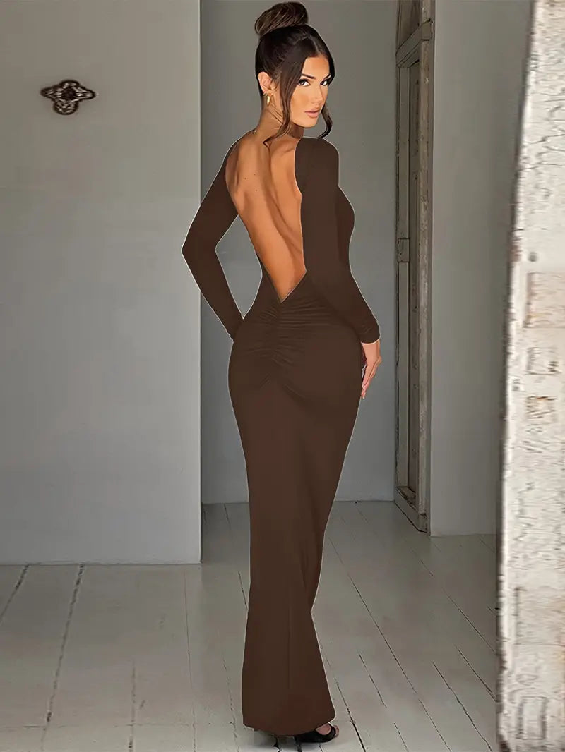 Vestido Natalie Manga Longa com Costas Abertas em Suplex