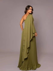 Vestido Longo Plissado com Capa Gabriella