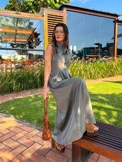 Vestido Longo com Zíper e Bolsos Liriel