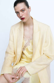 Vestido Curto de Cetim com Renda Pamella