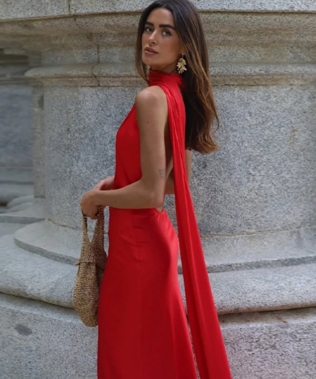 Vestido Longo de Cetim Frente Única Dominique