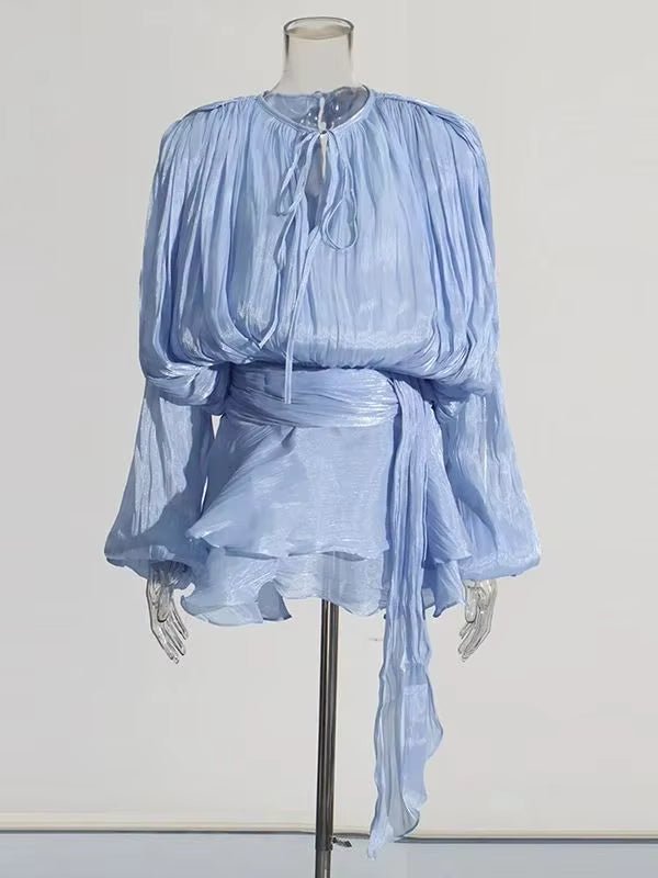 Vestido Bela Curto Acetinado com Babados e Short Invisível