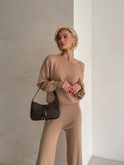 Conjunto de Malha Assimétrica com Calça Flare Amelia