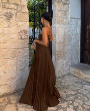 Vestido Loren Longo Plissado com Costas Abertas e Amarração