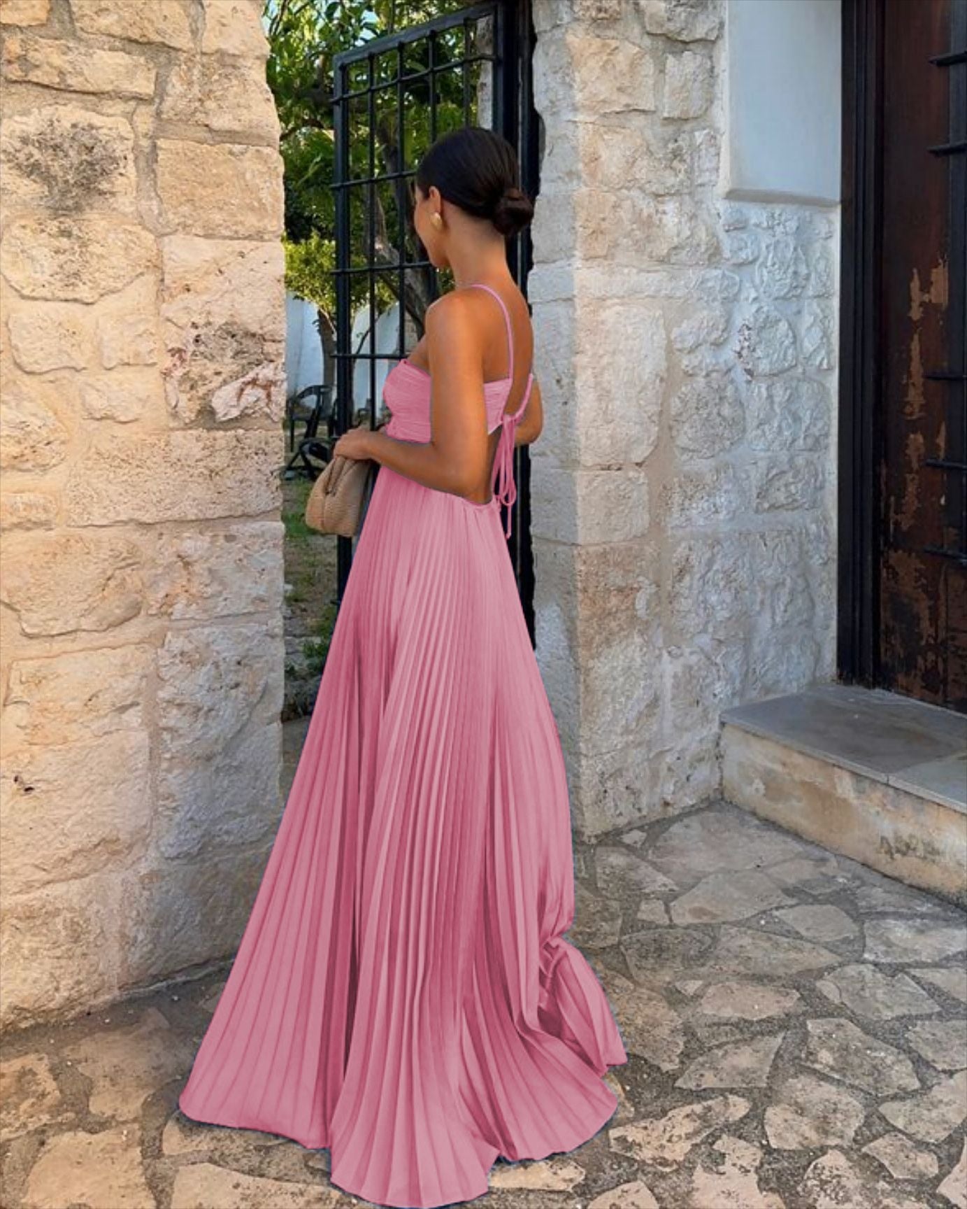 Vestido Loren Longo Plissado com Costas Abertas e Amarração