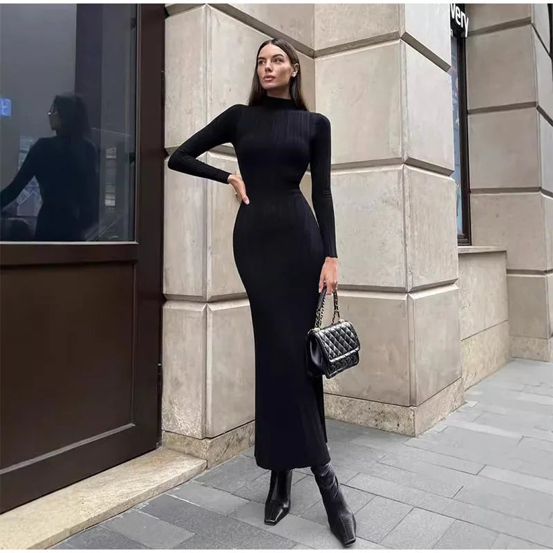 Vestido Amira Midi Canelado com Gola Alta e Manga Longa