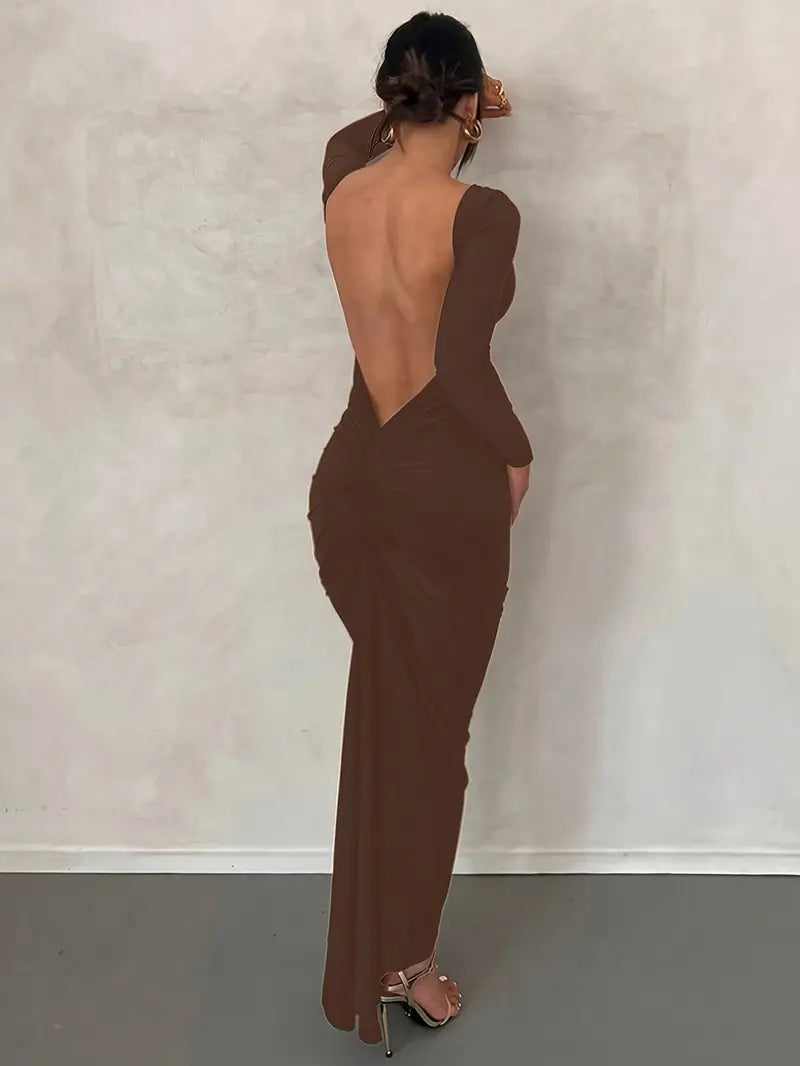 Vestido Natalie Manga Longa com Costas Abertas em Suplex