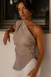 Blusa Skylar Assimétrica de Um Ombro Só