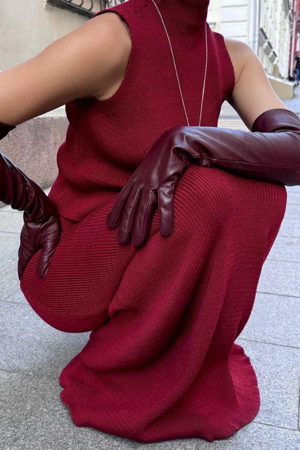 Conjunto Amaya Tricô Canelado Saia Longa e Regata Gola Alta