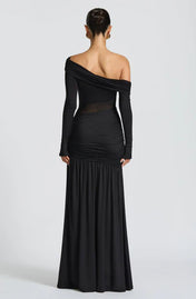 Vestido Seraphine Longo em Malha Slinky com Recorte e Fenda