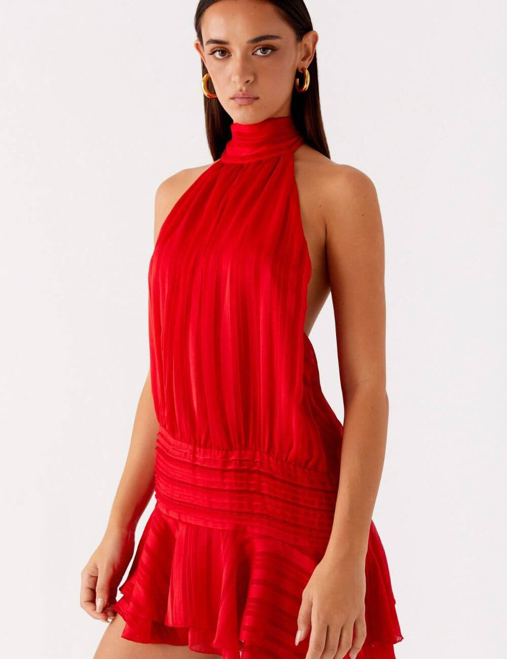 Vestido Amalfi Curto Acetinado com Gola Alta Drapeada