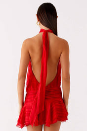 Vestido Amalfi Curto Acetinado com Gola Alta Drapeada