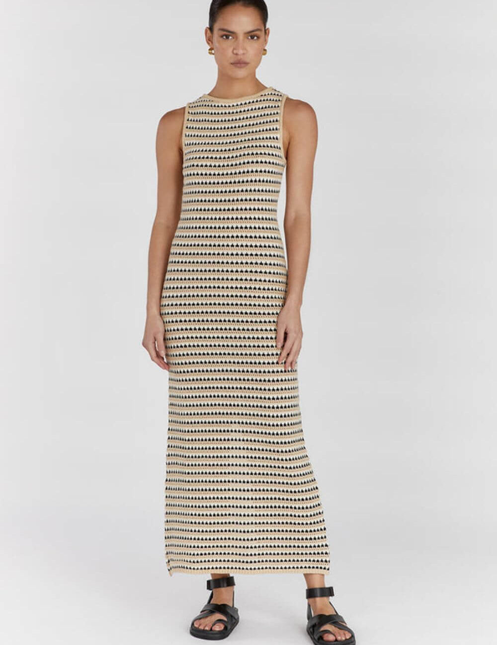 vestido-leandra-carminia-midi-estampado_4.jpg