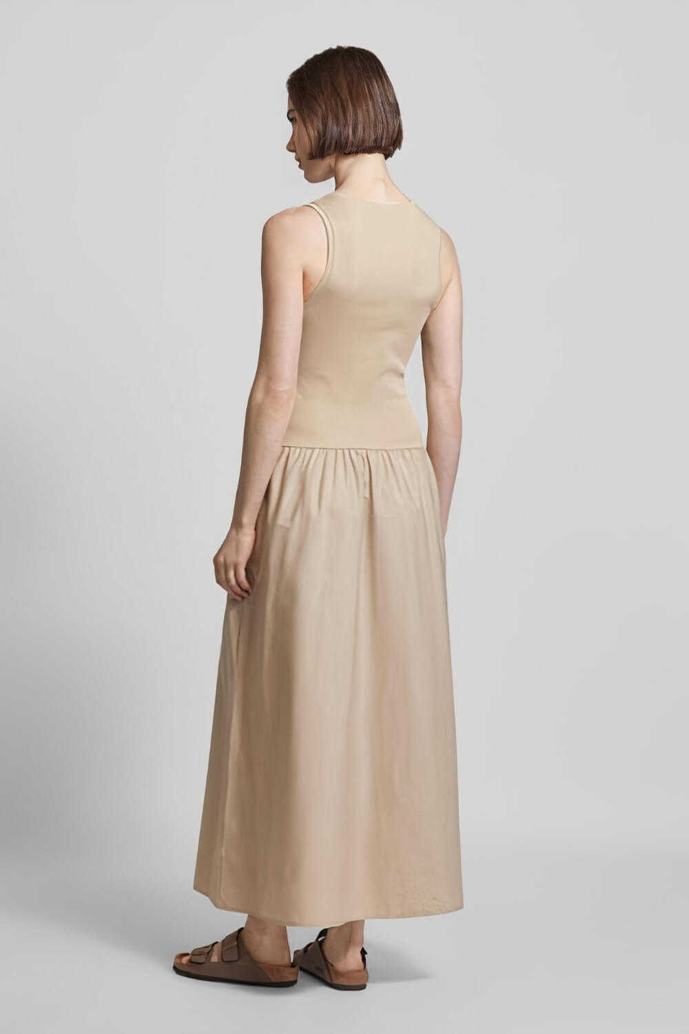 Vestido Midi Georgina Nude