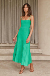 Vestido Midi Plissado Ivy